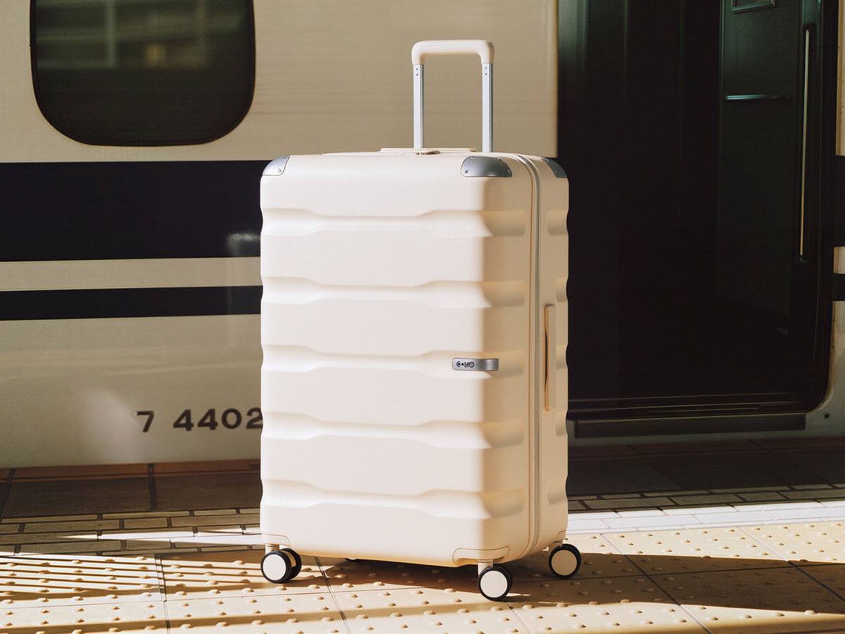 How to Choose the Right Hardside Luggage: 7 Features That Actually Matter