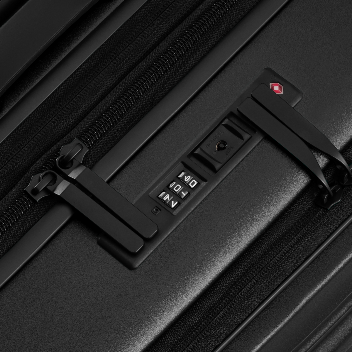 The Executive Carry-On Black