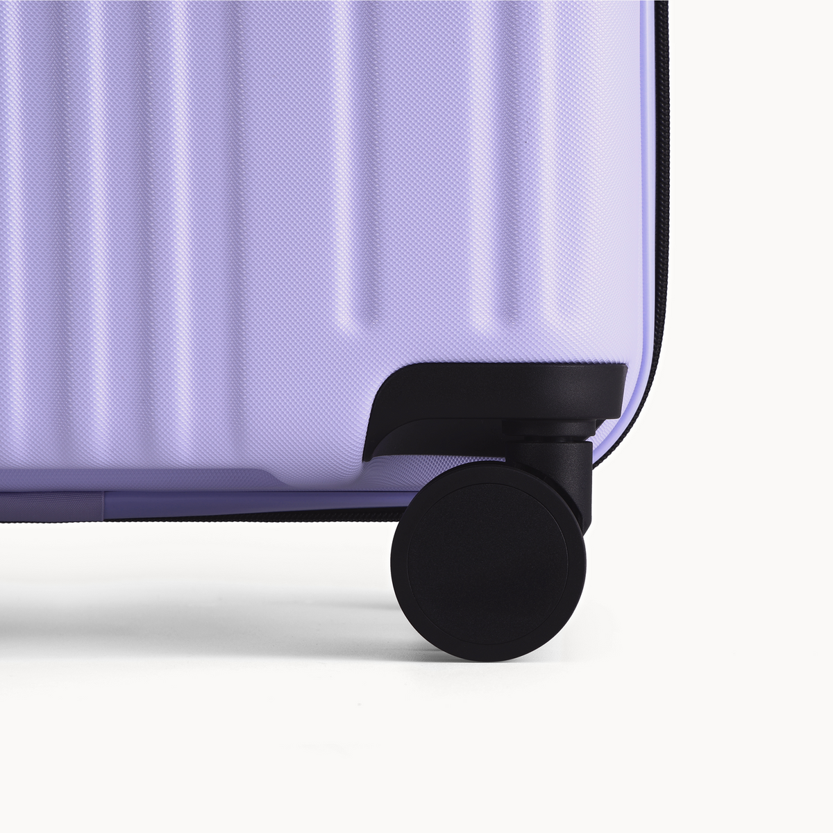 The Classic Medium Checked Lilac